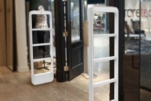 varovalne antene eas